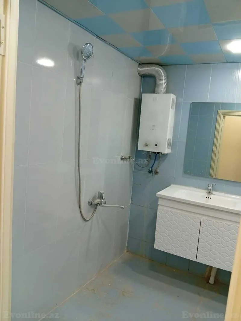 Satılır 2 otaqlı Mənzil Köhnə tikili 65 m² 9-cu mikrorayon - şəkil 3