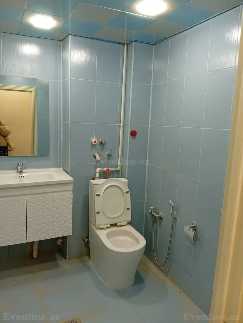 Satılır 2 otaqlı Mənzil Köhnə tikili 65 m² 9-cu mikrorayon - şəkil 9