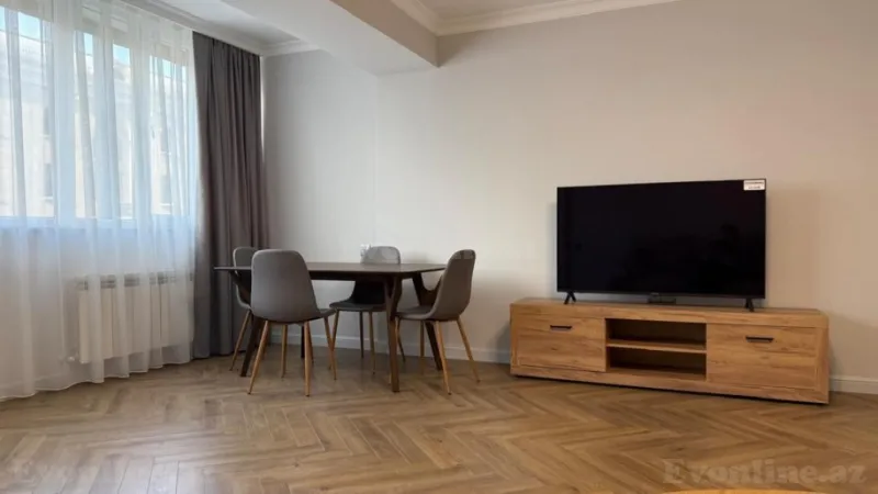 Kirayə verilir 2 otaqlı Mənzil Köhnə tikili 60 m² 28 May m. - şəkil 3