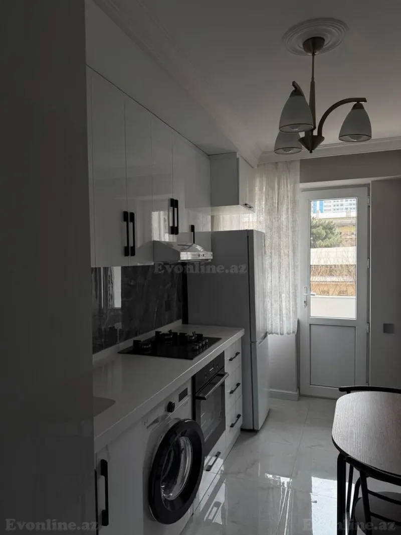 Kirayə verilir 2 otaqlı Mənzil Köhnə tikili 60 m² 28 May m. - şəkil 8