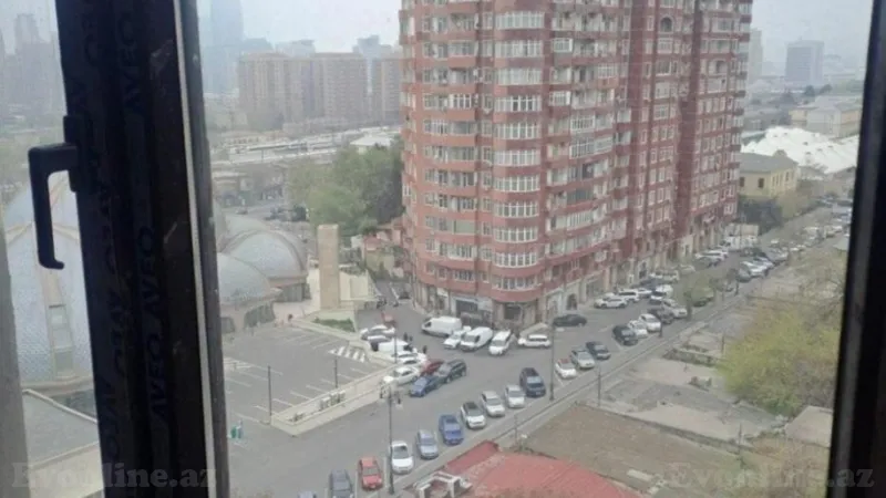 Satılır 2 otaqlı Mənzil Yeni tikili 83 m² 28 May m.