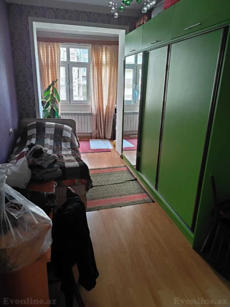 Satılır 4 otaqlı Mənzil Köhnə tikili 100 m² Xalqlar Dostluğu m. - şəkil 3