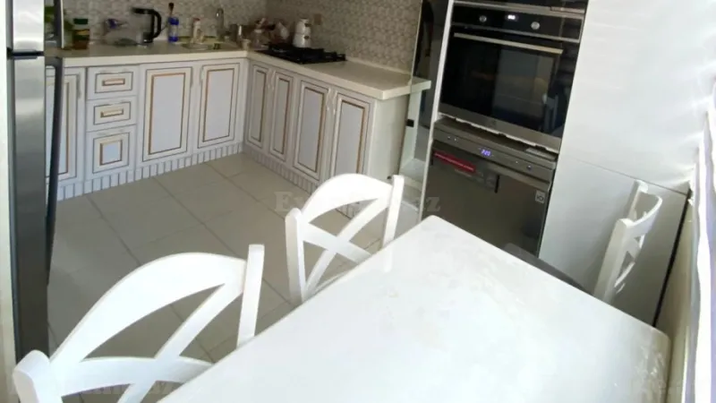 Satılır 2 otaqlı Mənzil Köhnə tikili 75 m² 9-cu mikrorayon - şəkil 5