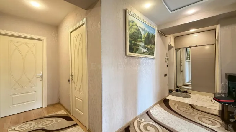 Satılır 3 otaqlı Mənzil Köhnə tikili 80 m² Sabunçu r. - şəkil 16