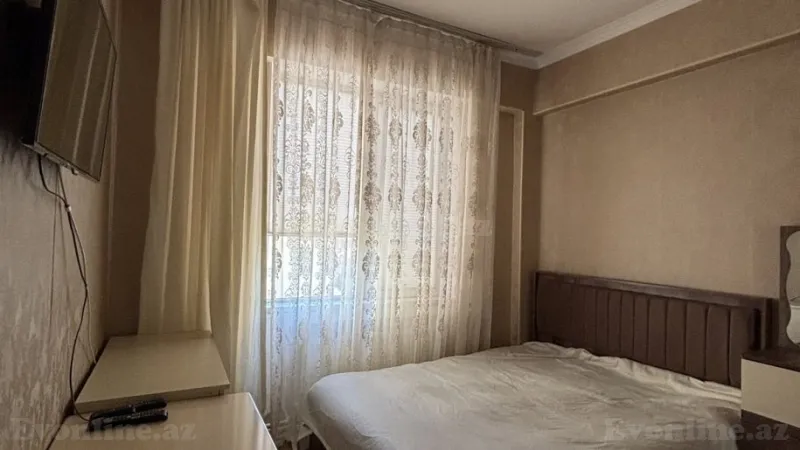 Satılır 3 otaqlı Mənzil Yeni tikili 70 m² Neftçilər m. - şəkil 5