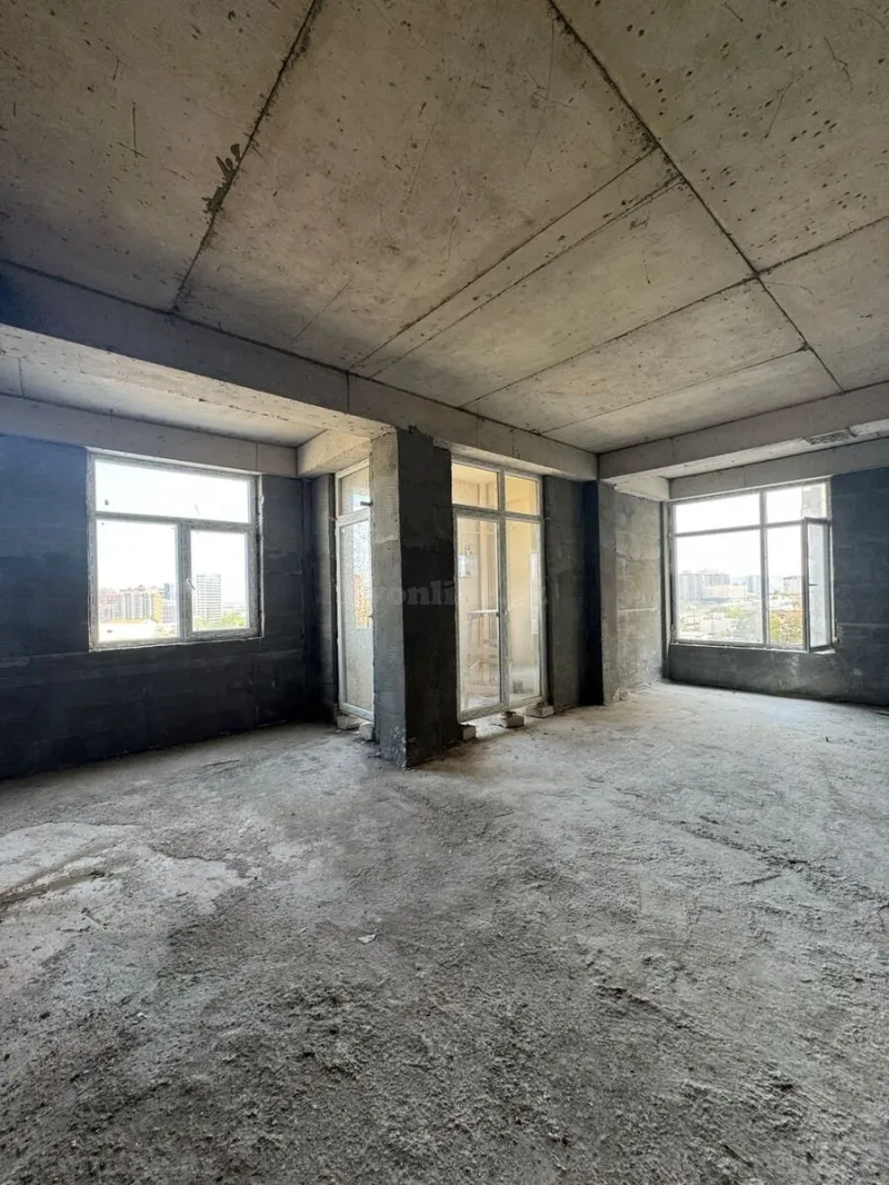 Satılır 3 otaqlı Mənzil Yeni tikili 141 m² 28 May m. - şəkil 12