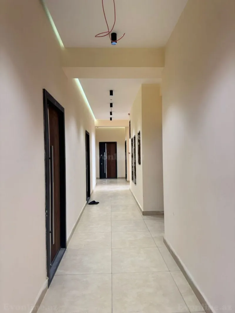 Satılır 3 otaqlı Mənzil Yeni tikili 141 m² 28 May m. - şəkil 14