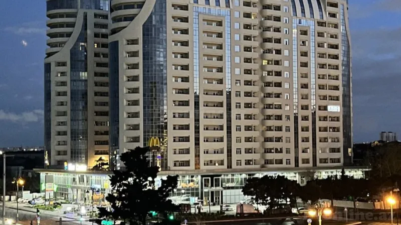 Satılır 3 otaqlı Mənzil Köhnə tikili 84 m² Xətai r. - şəkil 17