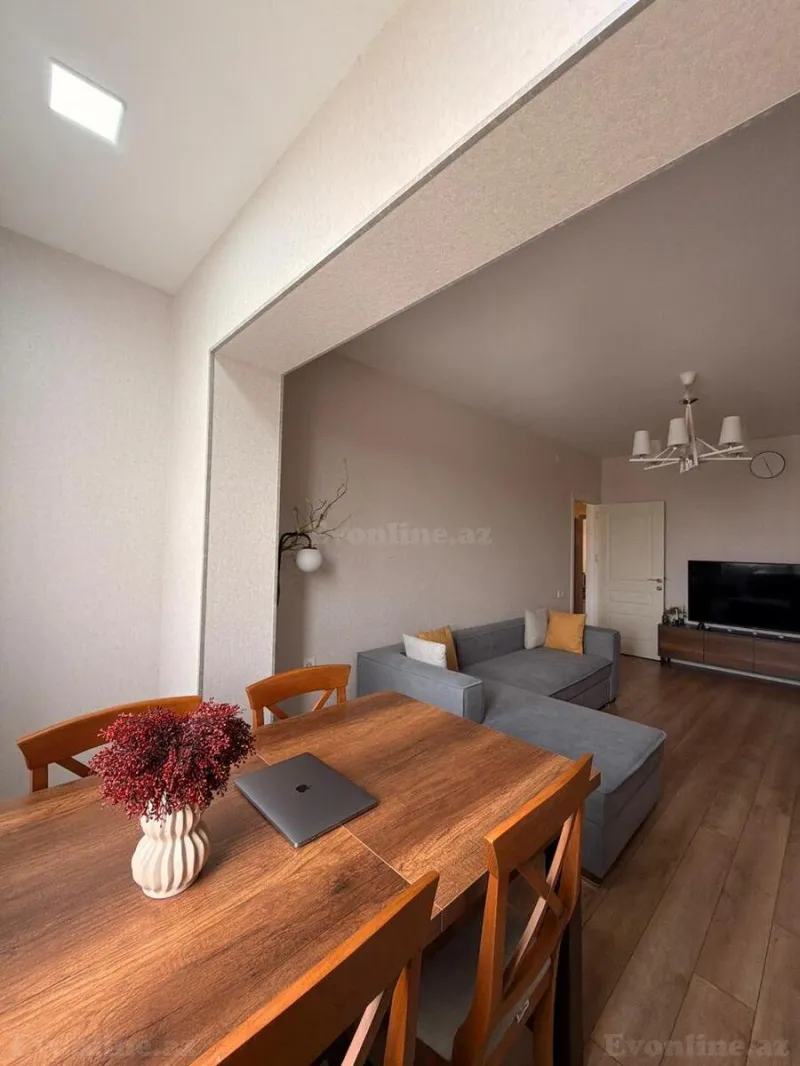 Satılır 4 otaqlı Mənzil Köhnə tikili 110 m² Binəqədi r. - şəkil 4