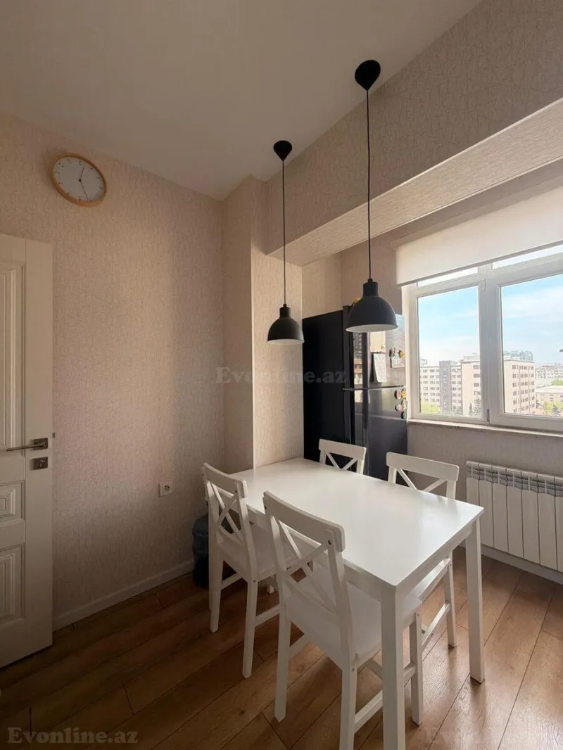 Satılır 4 otaqlı Mənzil Köhnə tikili 110 m² Binəqədi r. - şəkil 8