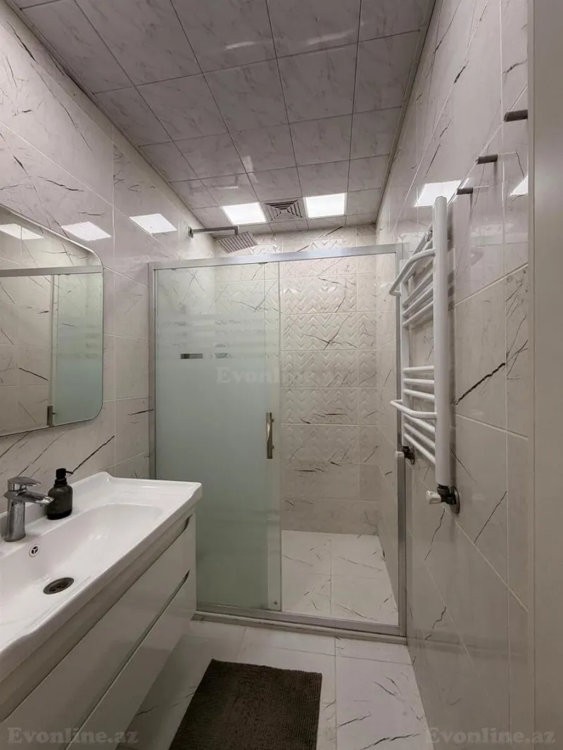 Satılır 4 otaqlı Mənzil Köhnə tikili 110 m² Binəqədi r. - şəkil 16