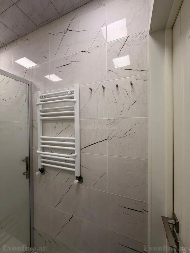 Satılır 4 otaqlı Mənzil Köhnə tikili 110 m² Binəqədi r. - şəkil 20