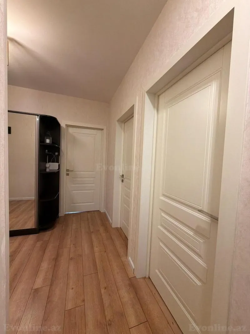 Satılır 4 otaqlı Mənzil Köhnə tikili 110 m² Binəqədi r. - şəkil 27