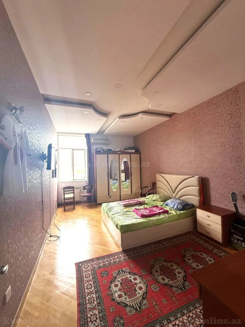 Satılır 2 otaqlı Mənzil Yeni tikili 90 m² 28 May m. - şəkil 6