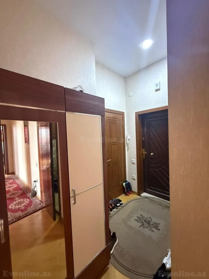 Satılır 2 otaqlı Mənzil Yeni tikili 90 m² 28 May m. - şəkil 13