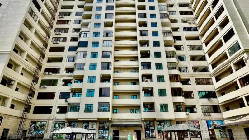 Satılır 3 otaqlı Mənzil Yeni tikili 123 m² 8-ci kilometr - şəkil 2