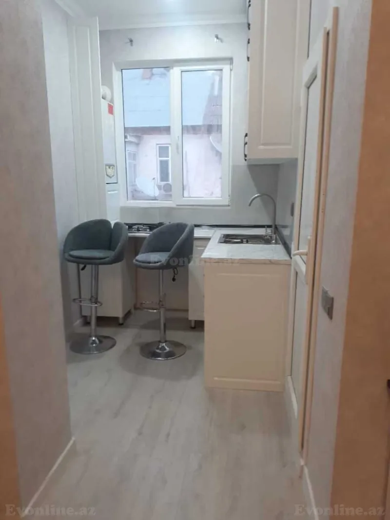 Kirayə verilir 2 otaqlı Mənzil Köhnə tikili 50 m² Gənclik m. - şəkil 5