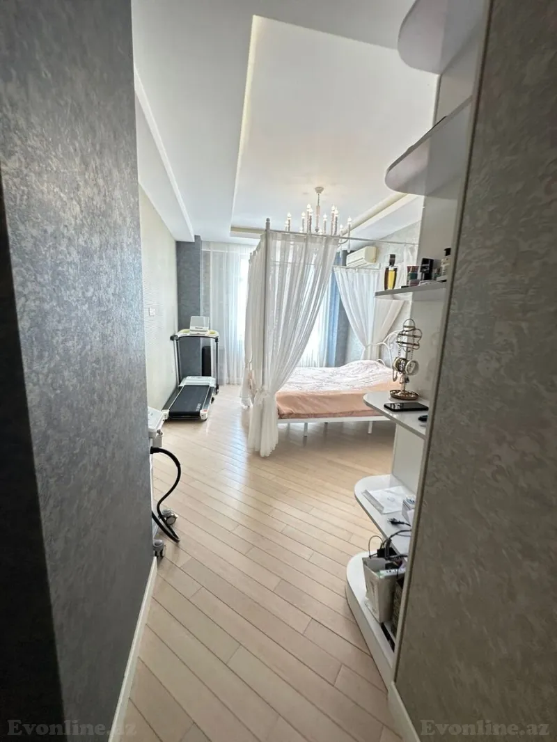 Satılır 3 otaqlı Mənzil Yeni tikili 130 m² Gənclik m. - şəkil 5