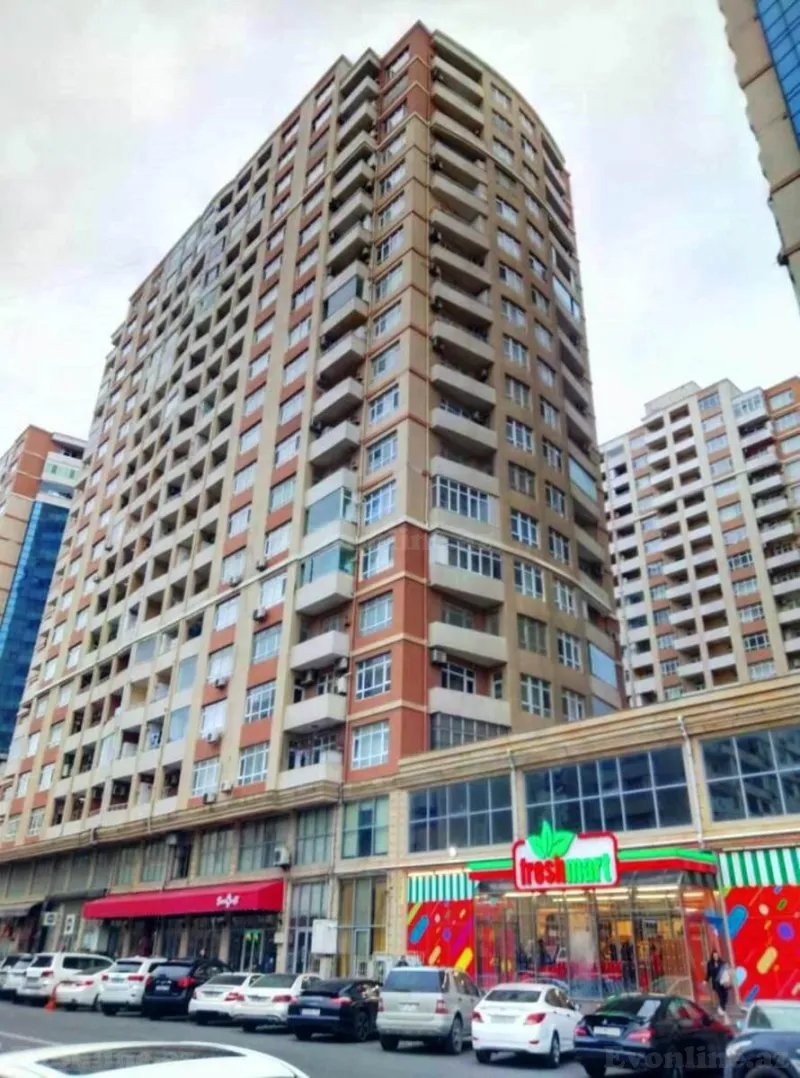 2 otaqlı Mənzil 60 m² Xətai m. Kirayə verilir