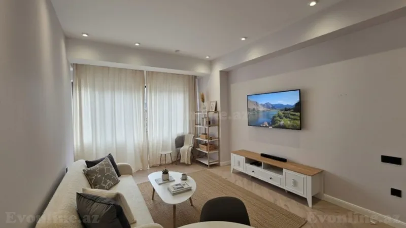 Kirayə verilir 2 otaqlı Mənzil Yeni tikili 70 m² Xətai r. - şəkil 5