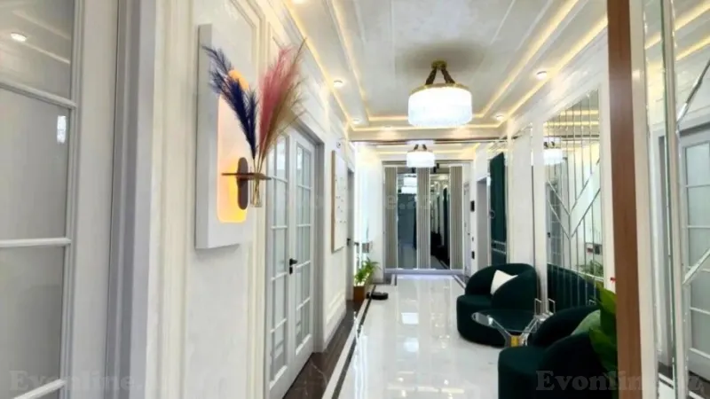 Satılır 3 otaqlı Mənzil Yeni tikili 160 m² 28 May m. - şəkil 6