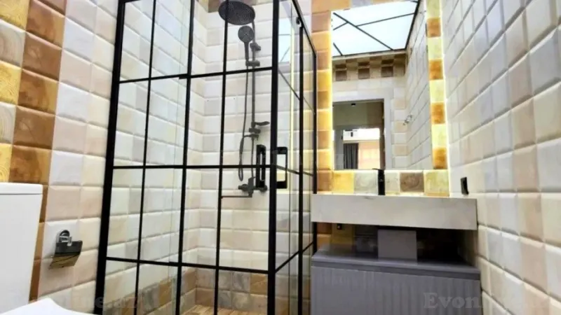 Satılır 3 otaqlı Mənzil Yeni tikili 160 m² 28 May m. - şəkil 11
