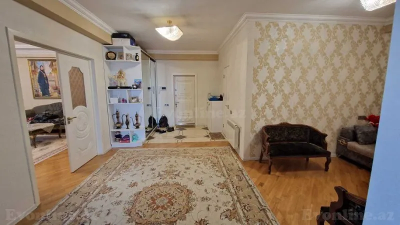 Satılır 3 otaqlı Mənzil Yeni tikili 140 m² Azadlıq prospekti m. - şəkil 3