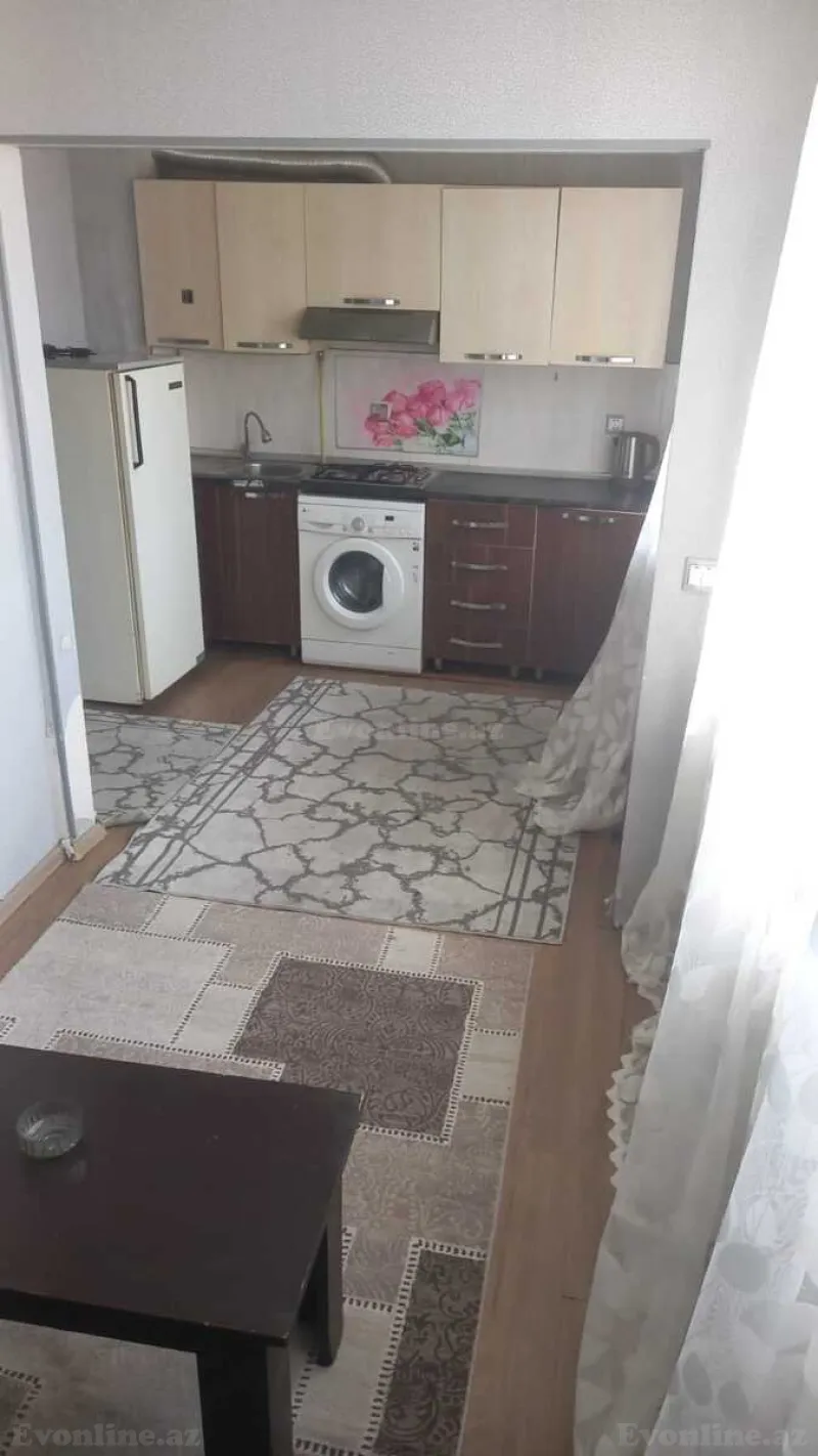 Satılır 2 otaqlı Mənzil Köhnə tikili 50 m² Gənclik m. - şəkil 2