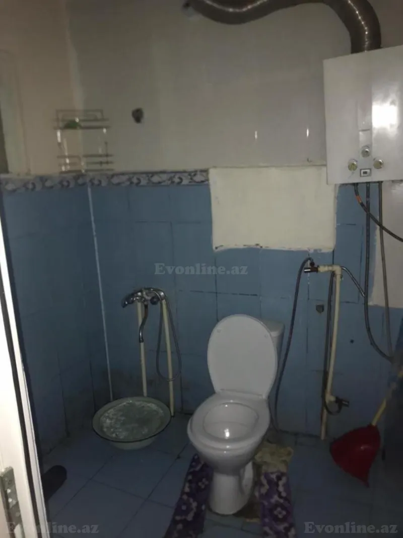 Satılır 2 otaqlı Mənzil Köhnə tikili 50 m² Gənclik m. - şəkil 8