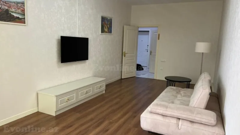 Kirayə verilir 2 otaqlı Mənzil Yeni tikili 70 m² Nərimanov r. - şəkil 2