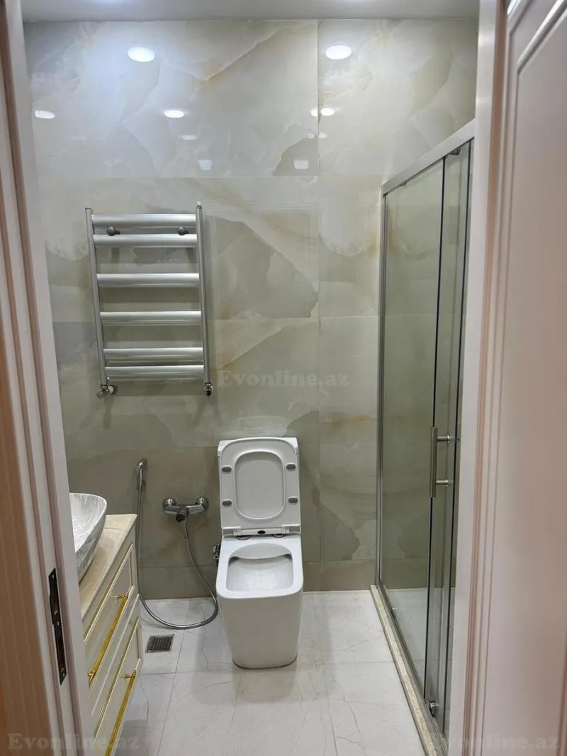 Kirayə verilir 2 otaqlı Mənzil Yeni tikili 76 m² Nərimanov r. - şəkil 9