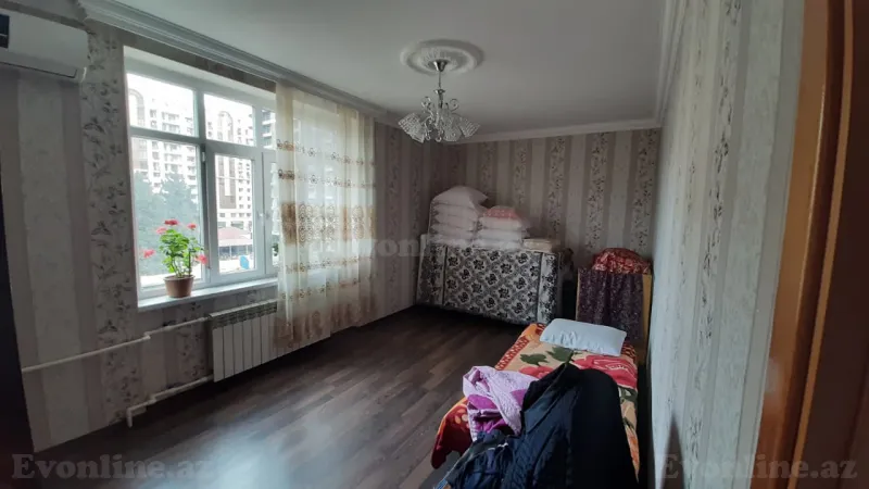 Satılır 5 otaqlı Mənzil Köhnə tikili 110 m² Bakıxanov - şəkil 11
