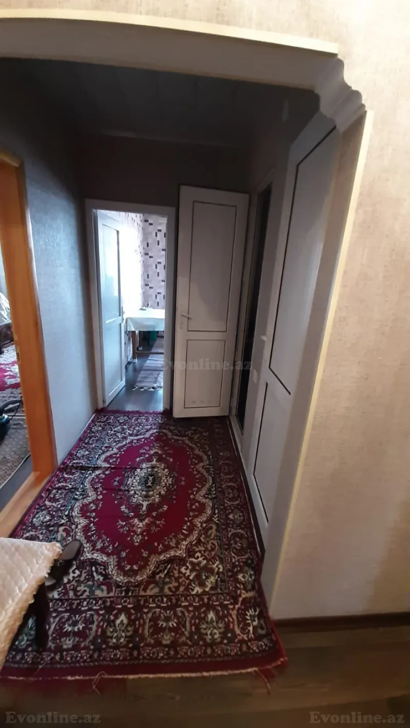 Satılır 5 otaqlı Mənzil Köhnə tikili 110 m² Bakıxanov - şəkil 18