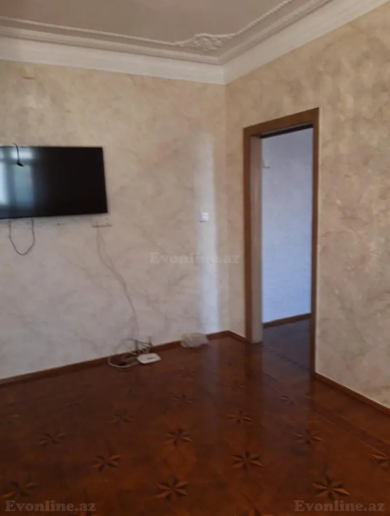 Satılır 3 otaqlı Mənzil Köhnə tikili 80 m² Gənclik m. - şəkil 4