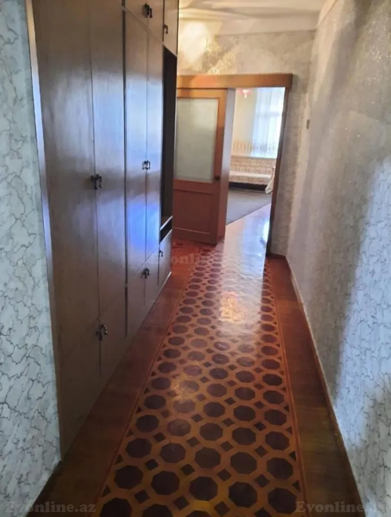 Satılır 3 otaqlı Mənzil Köhnə tikili 80 m² Gənclik m. - şəkil 15
