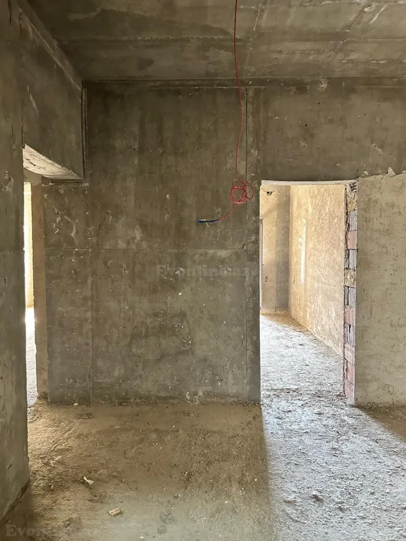 Satılır 2 otaqlı Mənzil Yeni tikili 84 m² 28 May m. - şəkil 14