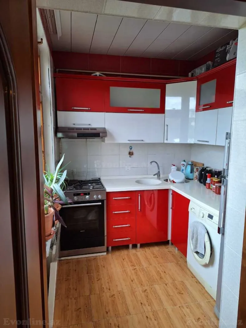 Satılır 2 otaqlı Mənzil Köhnə tikili 60 m² Gənclik m. - şəkil 6