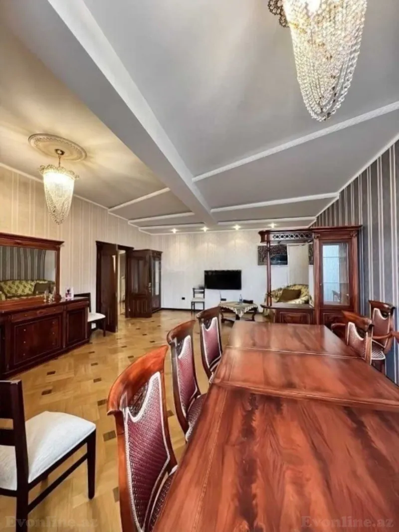Satılır 4 otaqlı Mənzil Yeni tikili 165 m² Elmlər Akademiyası m. - şəkil 2