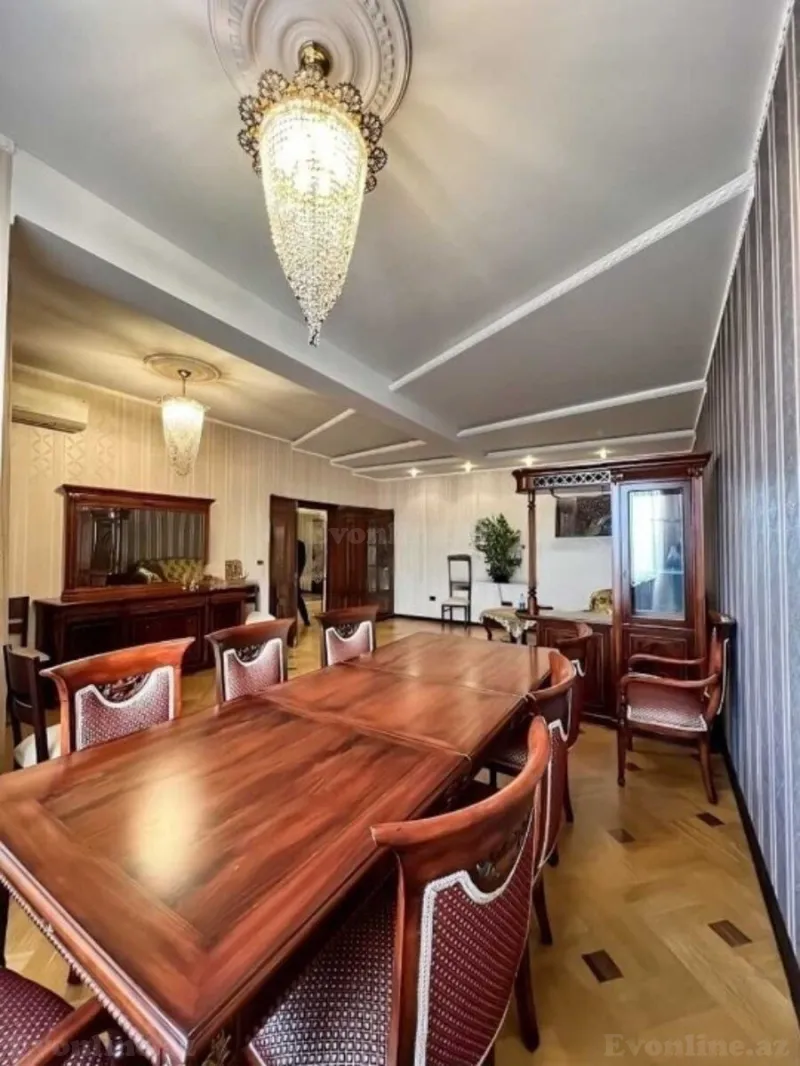 Satılır 4 otaqlı Mənzil Yeni tikili 165 m² Elmlər Akademiyası m. - şəkil 3