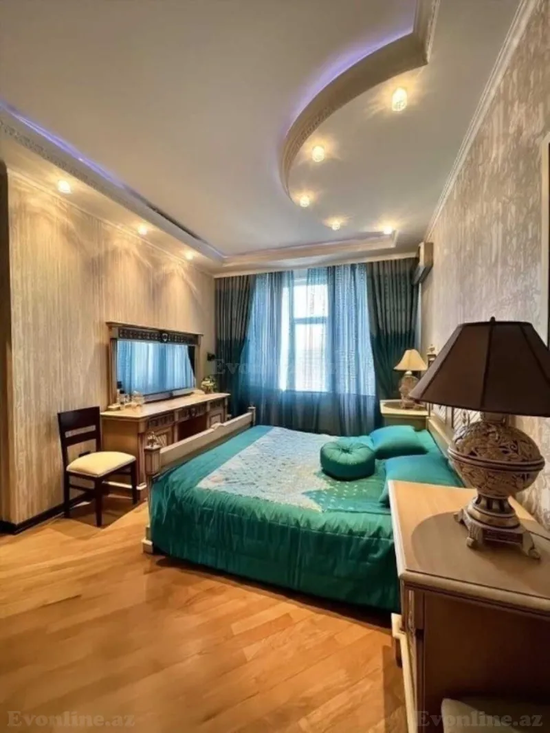 Satılır 4 otaqlı Mənzil Yeni tikili 165 m² Elmlər Akademiyası m. - şəkil 4