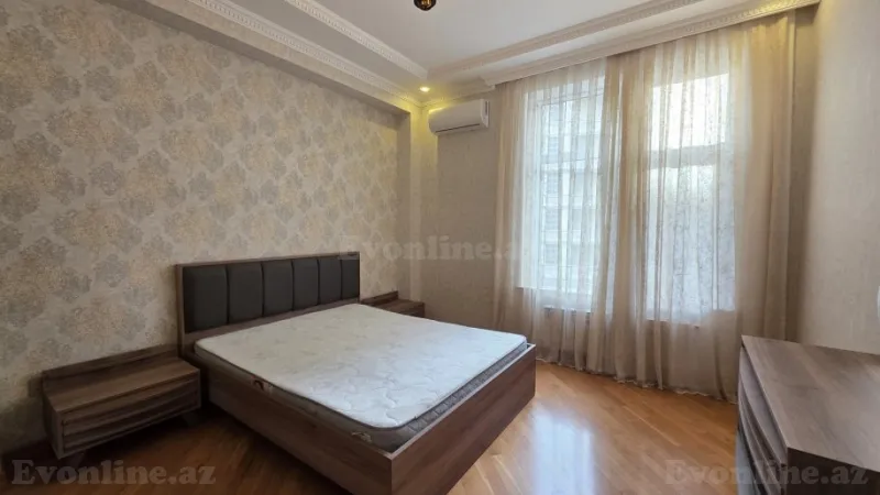 Kirayə verilir 4 otaqlı Mənzil Yeni tikili 200 m² Xətai r. - şəkil 14
