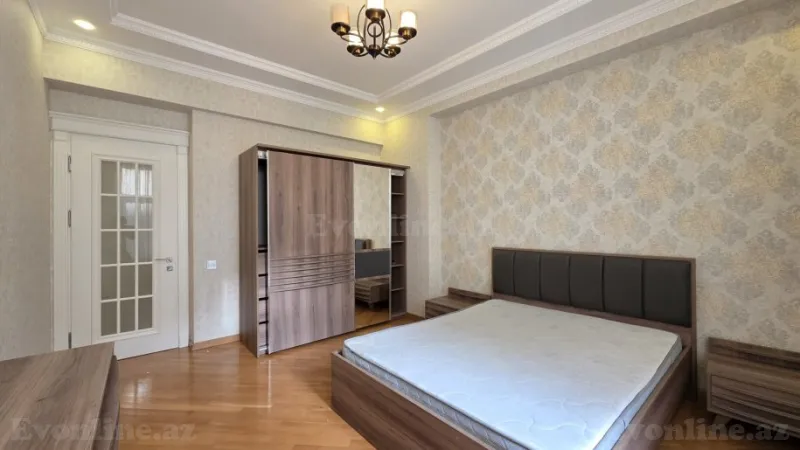 Kirayə verilir 4 otaqlı Mənzil Yeni tikili 200 m² Xətai r. - şəkil 15