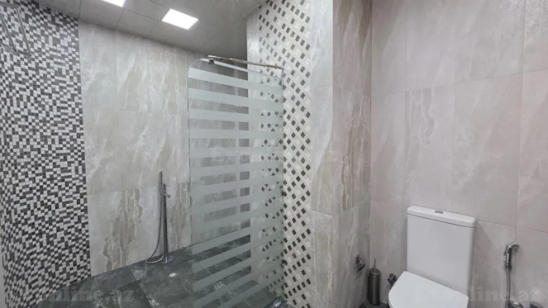 Kirayə verilir 4 otaqlı Mənzil Yeni tikili 200 m² Xətai r. - şəkil 22
