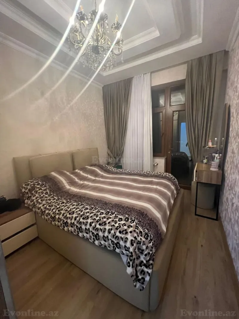 Satılır 3 otaqlı Mənzil Yeni tikili 130 m² Yeni Yasamal - şəkil 4