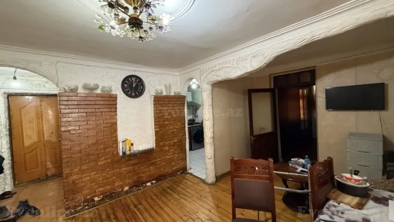 Satılır 3 otaqlı Mənzil Köhnə tikili 54 m² Yasamal