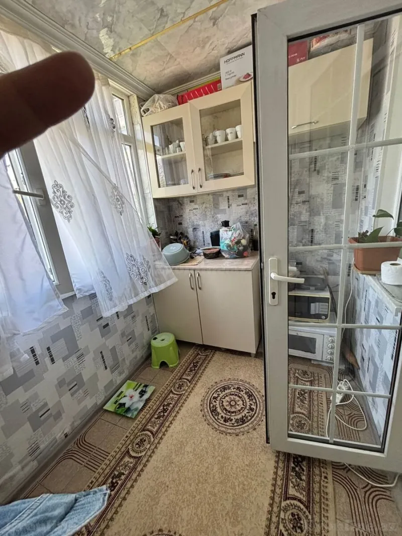Satılır 3 otaqlı Mənzil Köhnə tikili 55 m² Xalqlar Dostluğu m. - şəkil 6