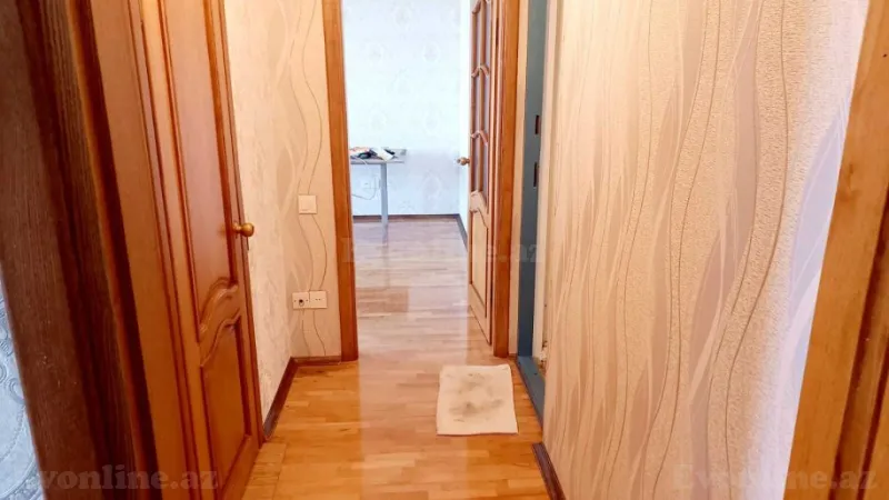 Satılır 2 otaqlı Mənzil Köhnə tikili 40 m² 4-cü mikrorayon - şəkil 4