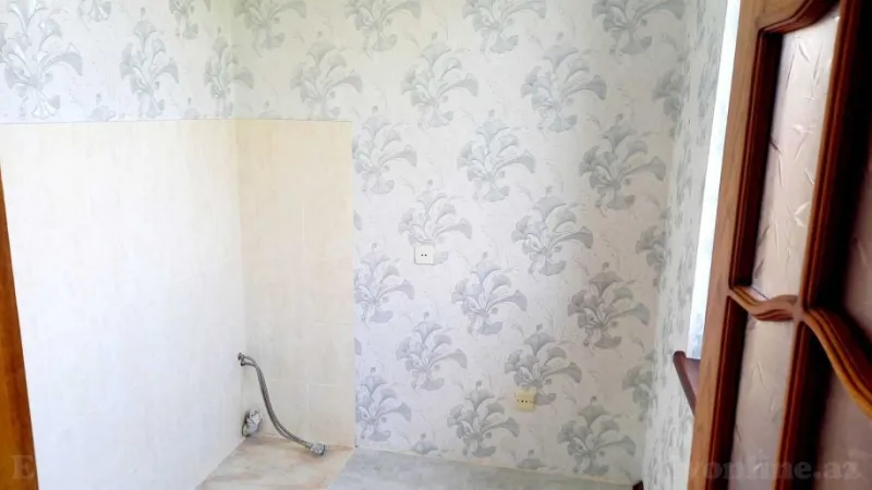 Satılır 2 otaqlı Mənzil Köhnə tikili 40 m² 4-cü mikrorayon - şəkil 5