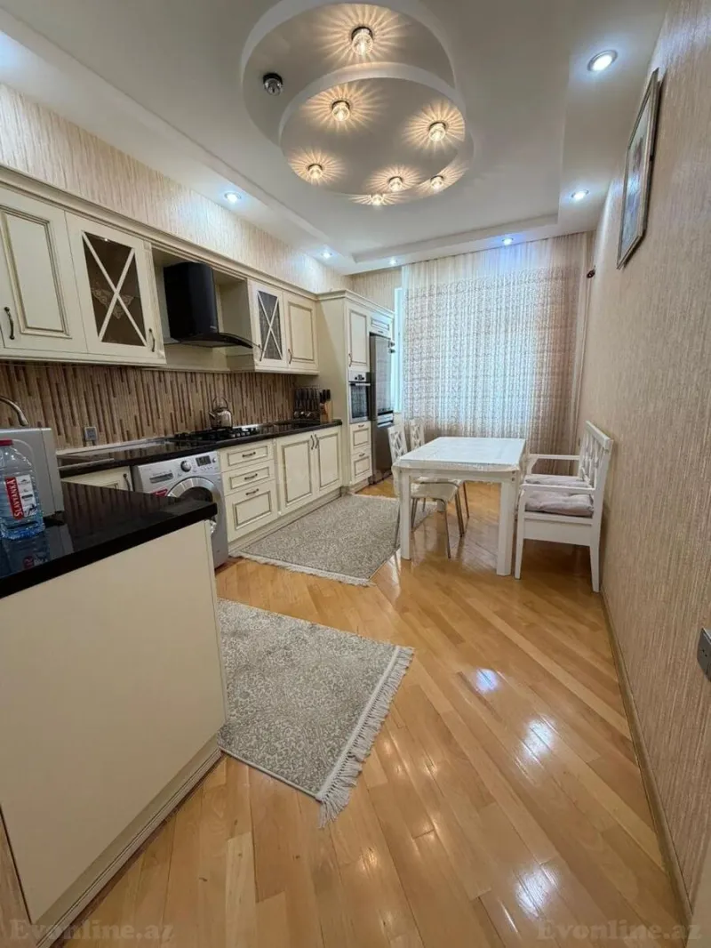 Satılır 3 otaqlı Mənzil Yeni tikili 131 m² 9-cu mikrorayon - şəkil 2