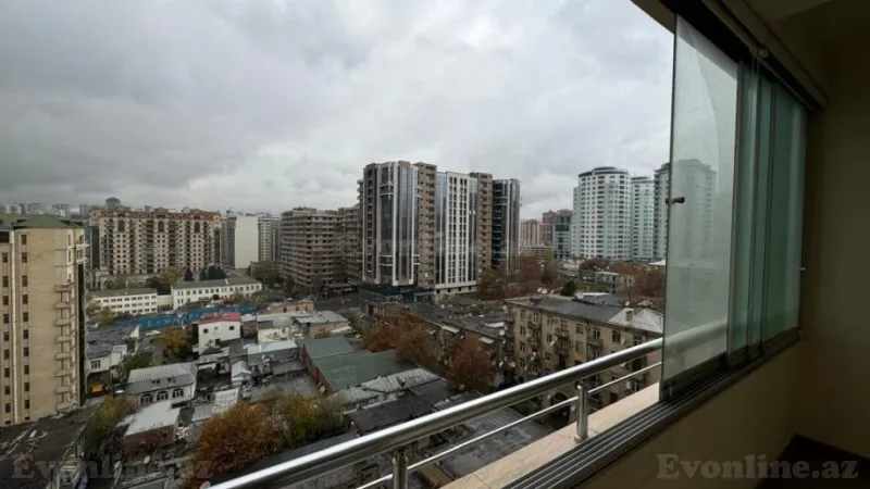 Satılır 3 otaqlı Mənzil Yeni tikili 141 m² 28 May m. - şəkil 3